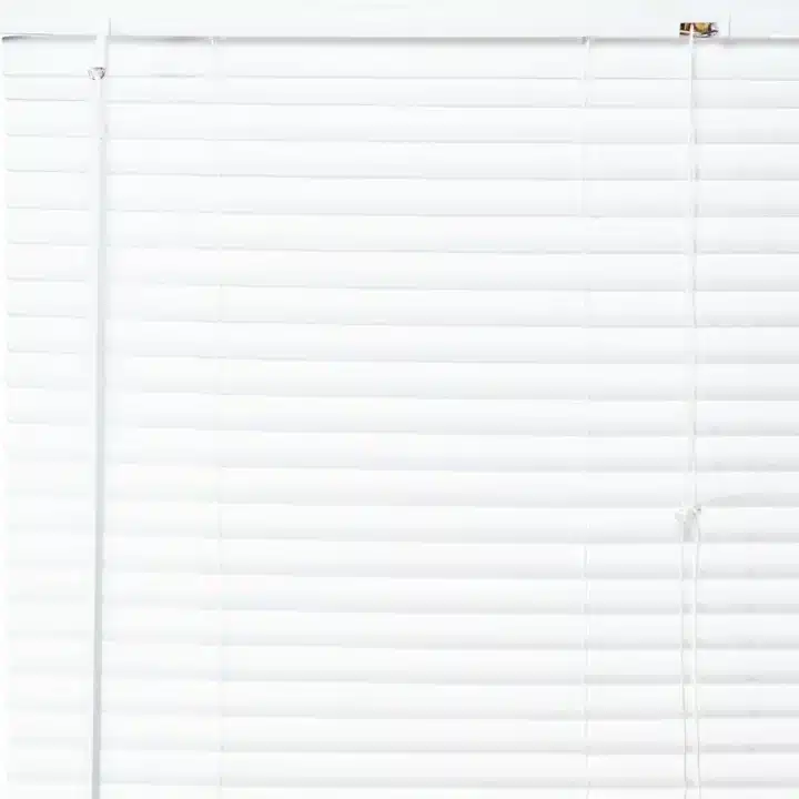 25mm PVC Venetian Blind - White - Image 3