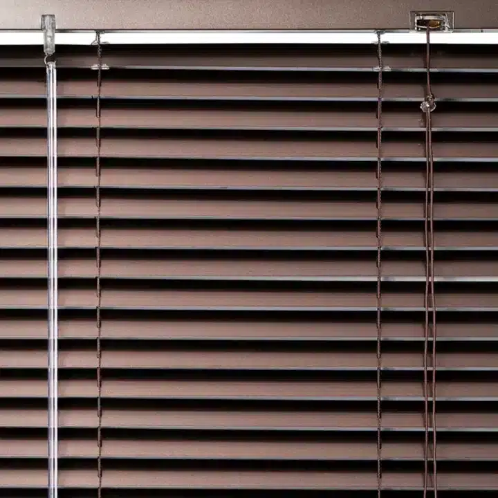 25mm Aluminium Venetian Blind - Bronze - Image 3