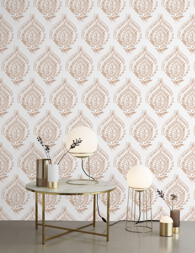 Wallpaper featuring Ceci Medallion in Umber with elegant gold accents.