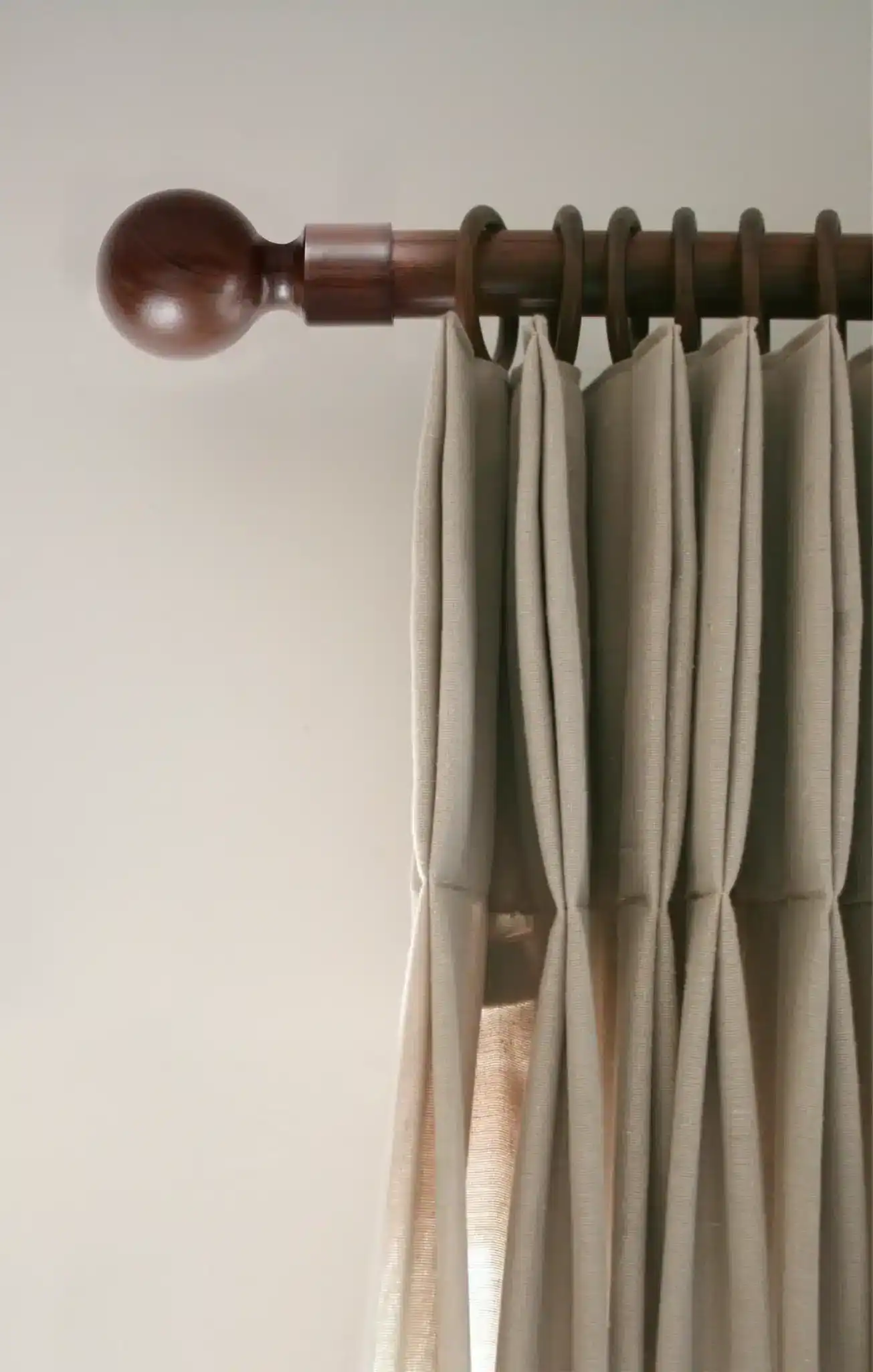 Choosing the Right Curtain Fabrics